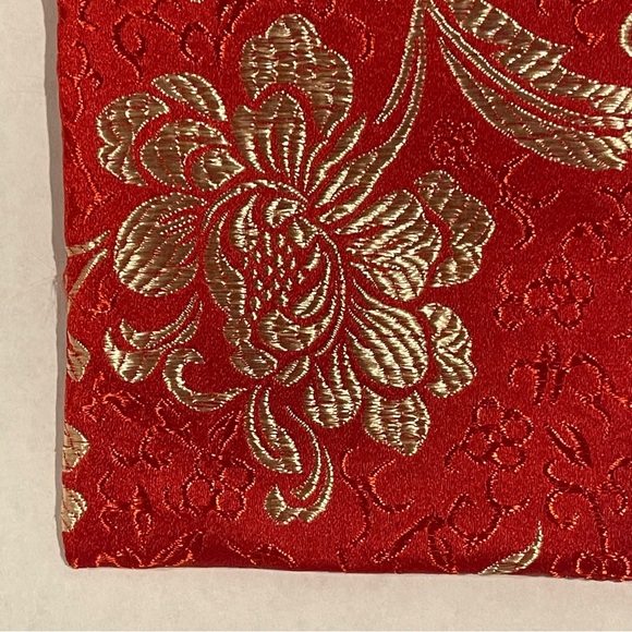 Feng Shui Lunar New Year Charm Bundle – Snake, Rabbit, Coin, Jade, Pouch - Picture 7 of 12